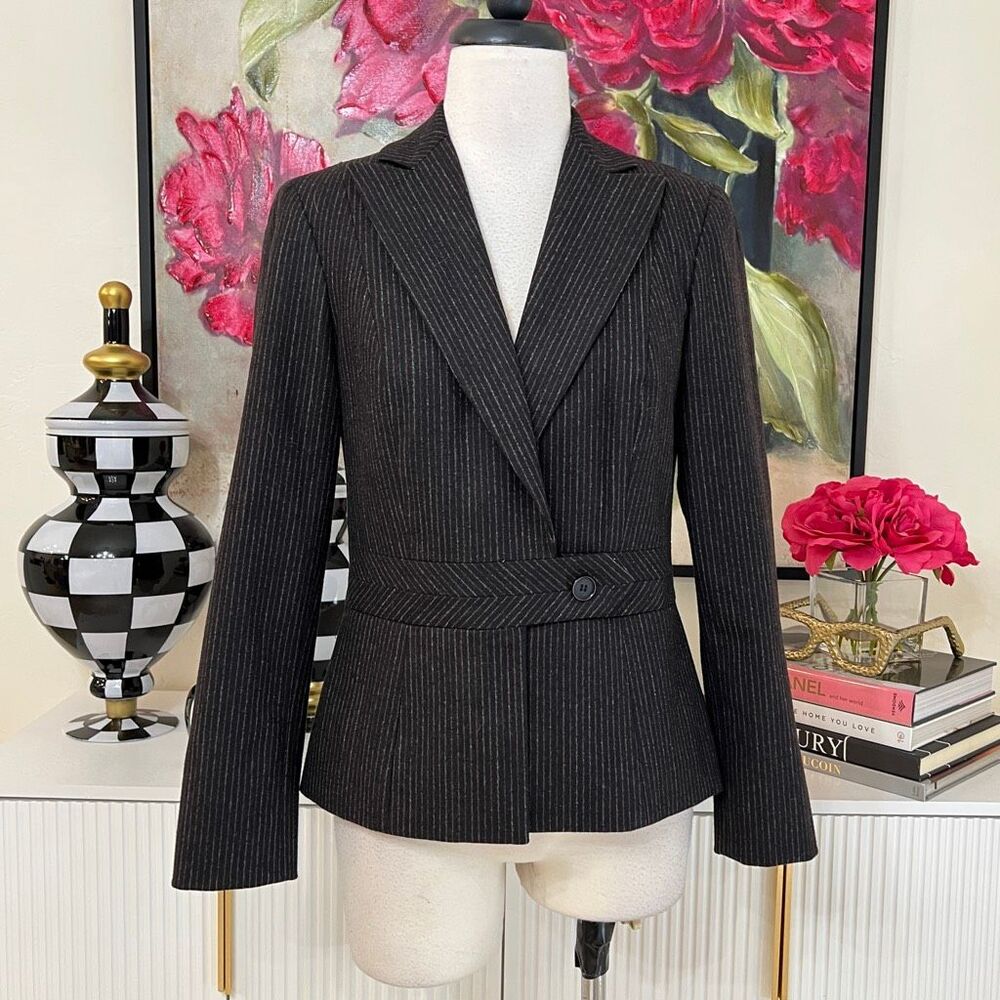 Womyn Women's Pinstriped Wool Blend Miter Pilot Wrap Blazer Charcoal Gray Size 2